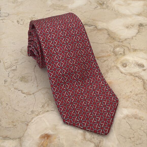 Hermès 100% Silk Horsebit Pattern Tie - Picture 5 of 12